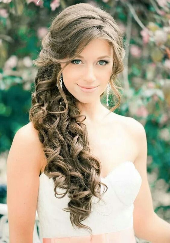 تألقي بأجمل تسريحات العروس 2018 506239123.jpg
