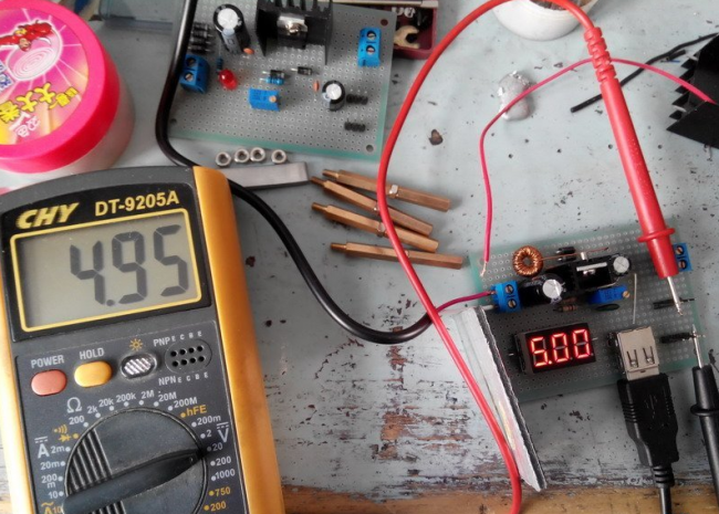 LM2596 switching regulated power supply